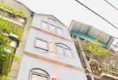 Nhà ngõ 155 Cầu Giấy 50m²x 5T MT 3.8m giá 5.6 tỷ,sát phố , oto cách 15m, ngõ thông